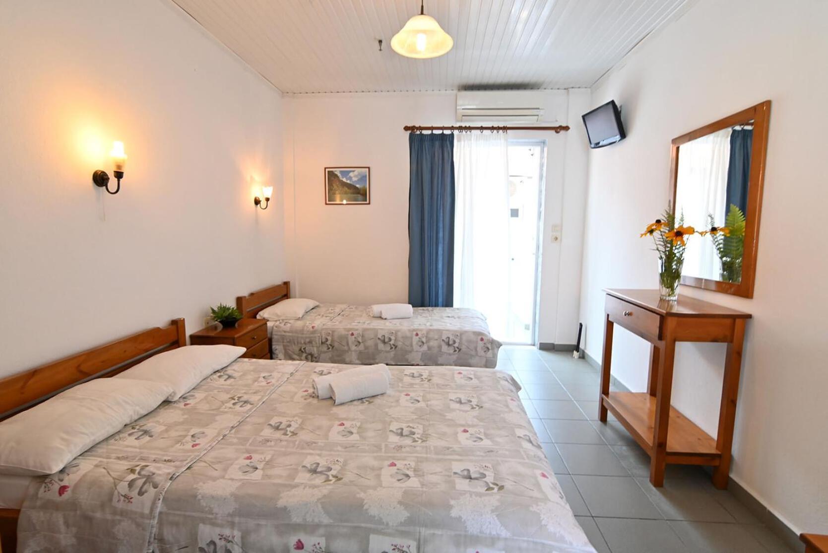 Armiriki Rooms Nea Nea Vrasna Exterior photo