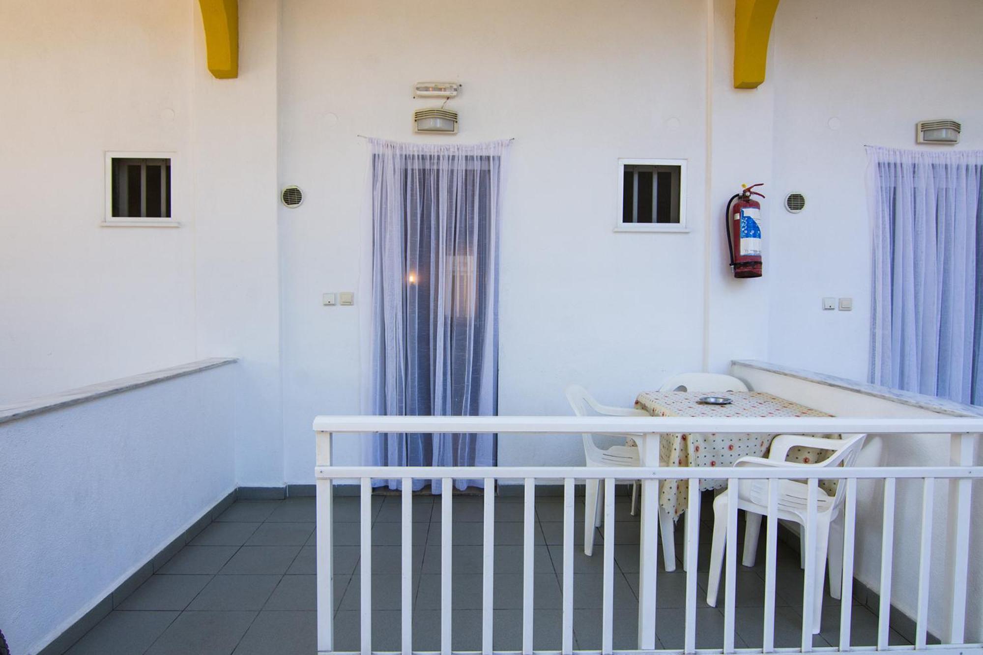 Armiriki Rooms Nea Nea Vrasna Exterior photo
